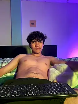 Im Camii online show from November 2025 07:07:02 PM