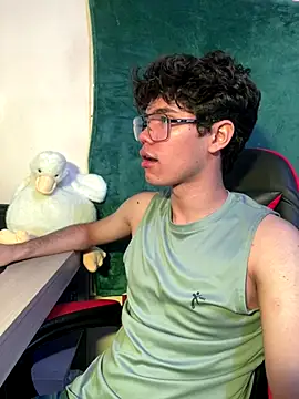 Im Camii online show from October 2025 05:36:02 PM