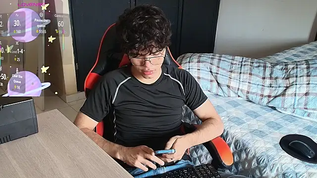 Im Camii online show from November 2025 07:19:01 PM