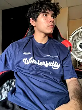 Im Camii online show from November 2025 06:23:01 PM