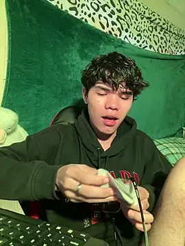 Im Camii online show from October 2025 07:48:01 PM