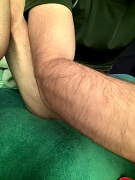 Im Camii online show from December 2025 08:32:02 PM