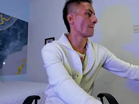 Snapshot of latin_crissex chatting on October 2025 11:56:01 AM latin crissex online show from October 2025 11:56:01 AM