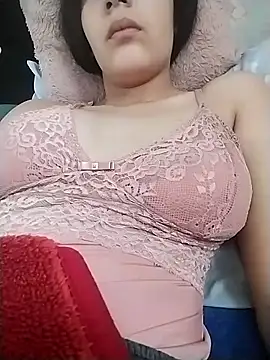 Thaila-Aurora online show from October 2025 06:42:02 PM