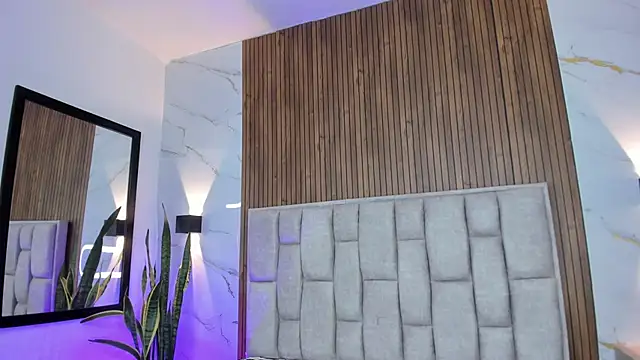 Sassha ferrer online show from December 2025 07:57:02 PM