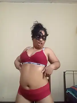 Expose Queen online show from March 2026 10:17:01 AM