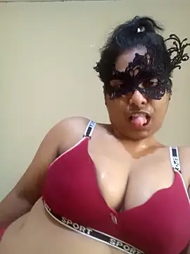 Expose Queen online show from March 2026 09:54:01 AM