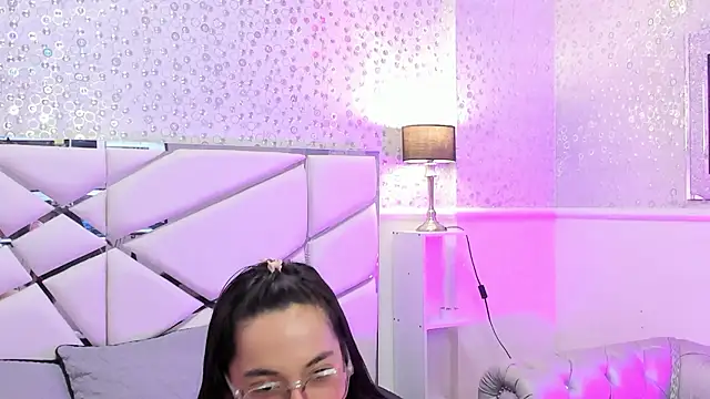GabbiePrice online show from July 2026 11:34:02 AM