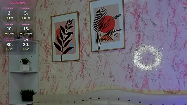 GabbiePrice online show from November 2025 02:32:01 PM