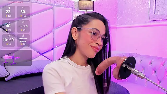 GabbiePrice online show from April 2026 02:46:01 PM