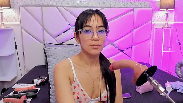 Snapshot of GabbiePrice chatting on July 2026 12:50:02 PM GabbiePrice online show from July 2026 12:50:02 PM