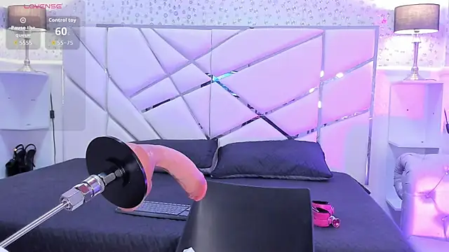 GabbiePrice online show from March 2026 11:32:01 AM