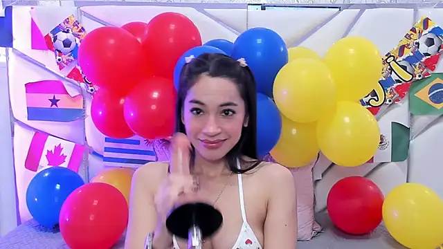 Snapshot of GabbiePrice chatting on June 2026 12:22:01 PM GabbiePrice online show from June 2026 12:22:01 PM