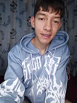 heyy noah11 online show from November 2025 01:49:01 AM