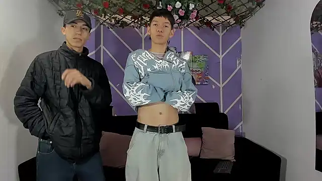 Snapshot of heyy_noah11 chatting on March 2026 01:37:01 PM heyy noah11 online show from March 2026 01:37:01 PM