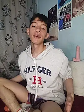 heyy noah11 online show from November 2025 02:12:02 AM