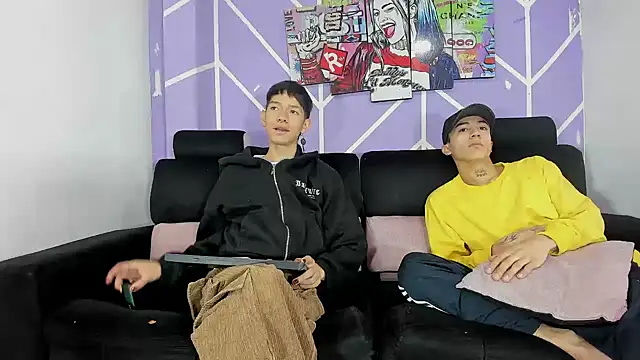 Snapshot of heyy_noah11 chatting on March 2026 01:25:01 PM heyy noah11 online show from March 2026 01:25:01 PM