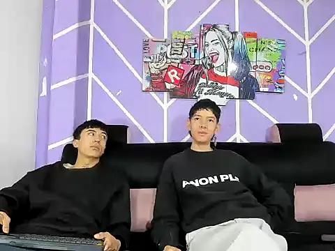 heyy noah11 online show from May 2026 01:20:01 PM