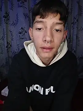 heyy noah11 online show from November 2025 02:38:02 AM