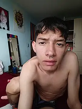 heyy noah11 online show from November 2025 08:24:02 PM