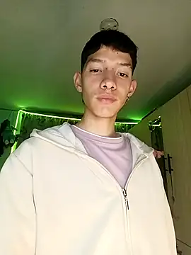 Snapshot of heyy_noah11 chatting on December 2025 02:55:02 AM heyy noah11 online show from December 2025 02:55:02 AM