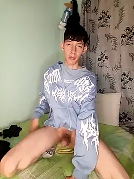 heyy noah11 online show from December 2025 04:51:02 AM