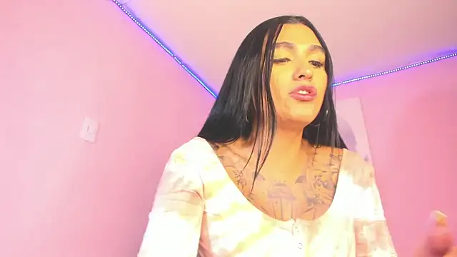 BiancaValentinna online show from February 2026 08:03:02 PM