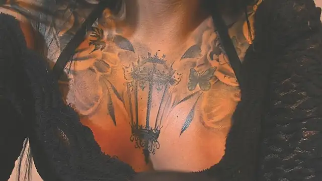 Snapshot of BiancaValentinna chatting on October 2025 08:53:02 PM BiancaValentinna online show from October 2025 08:53:02 PM