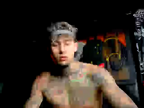 Molotov Explosive online show from October 2025 08:33:02 PM