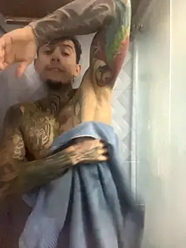 Molotov Explosive online show from November 2025 03:16:02 PM