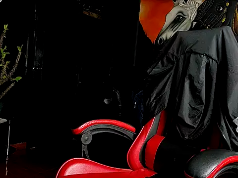 Molotov Explosive online show from February 2026 12:11:02 AM