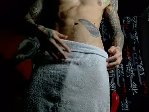 Molotov Explosive online show from October 2025 05:34:02 PM