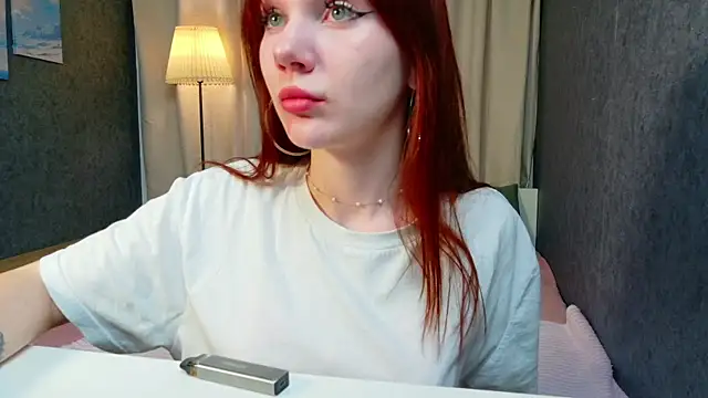 Snapshot of MargoViento chatting on May 2026 08:06:03 PM MargoViento online show from May 2026 08:06:03 PM