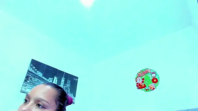 Sofi And Santy online show from December 2025 02:14:02 AM