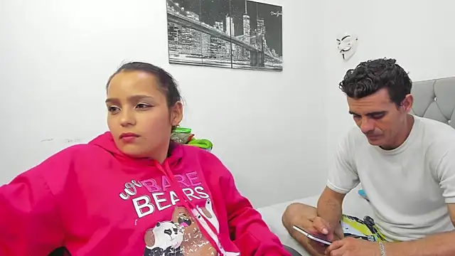 Sofi And Santy online show from November 2025 01:48:02 AM