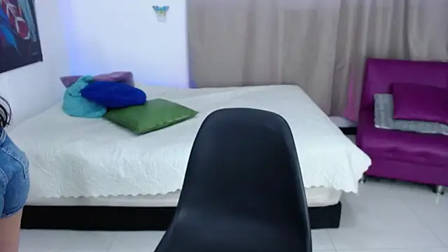 Snapshot of skarlett222 chatting on October 2025 11:14:01 PM skarlett222 online show from October 2025 11:14:01 PM