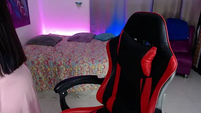 Snapshot of skarlett222 chatting on November 2025 12:38:01 AM skarlett222 online show from November 2025 12:38:01 AM