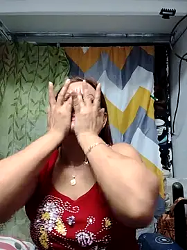 Snapshot of merr_ann123 chatting on December 2025 09:06:02 PM merr ann123 online show from December 2025 09:06:02 PM