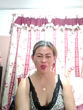 Snapshot of merr_ann123 chatting on April 2026 04:46:01 AM merr ann123 online show from April 2026 04:46:01 AM