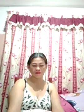 Snapshot of merr_ann123 chatting on April 2026 12:30:01 PM merr ann123 online show from April 2026 12:30:01 PM