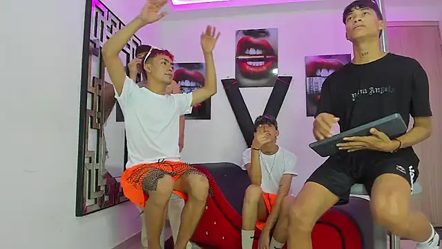 EMPIRE BOYS1 online show from October 2025 07:59:01 PM