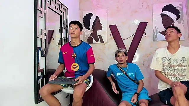 Snapshot of EMPIRE_BOYS1 chatting on January 2026 07:34:01 PM EMPIRE BOYS1 online show from January 2026 07:34:01 PM