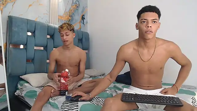 EMPIRE BOYS1 online show from March 2026 07:50:01 PM