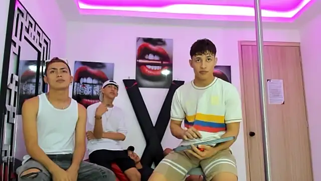 EMPIRE BOYS1 online show from October 2025 07:14:02 PM