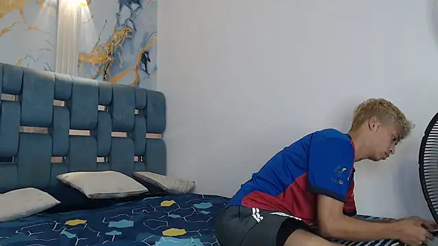 EMPIRE BOYS1 online show from March 2026 07:12:02 PM