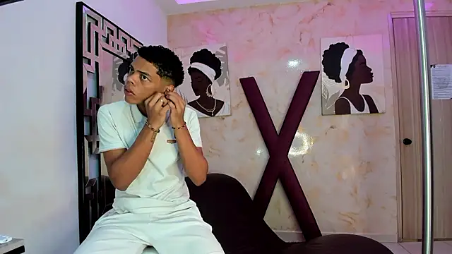 Snapshot of EMPIRE_BOYS1 chatting on February 2026 07:36:01 PM EMPIRE BOYS1 online show from February 2026 07:36:01 PM