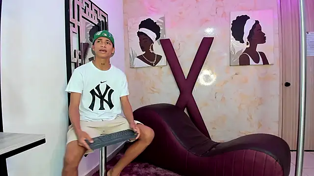 Snapshot of EMPIRE_BOYS1 chatting on February 2026 07:13:01 PM EMPIRE BOYS1 online show from February 2026 07:13:01 PM