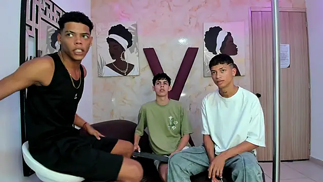 Snapshot of EMPIRE_BOYS1 chatting on February 2026 07:58:01 PM EMPIRE BOYS1 online show from February 2026 07:58:01 PM