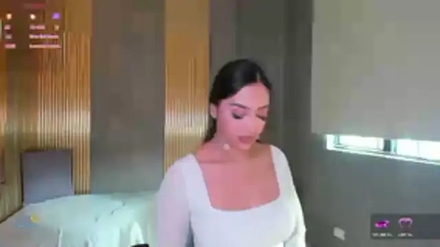 BEELLA TAY1 online show from April 2026 02:40:02 PM