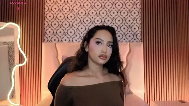 BEELLA TAY1 online show from March 2026 05:43:01 AM